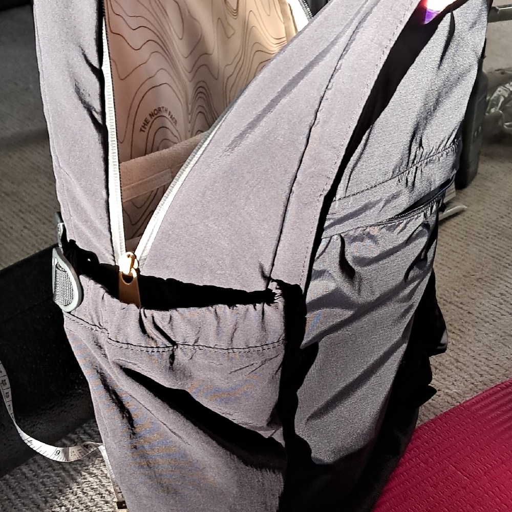 THE NORTH FACE Black Backpack - Picture 5 of 16